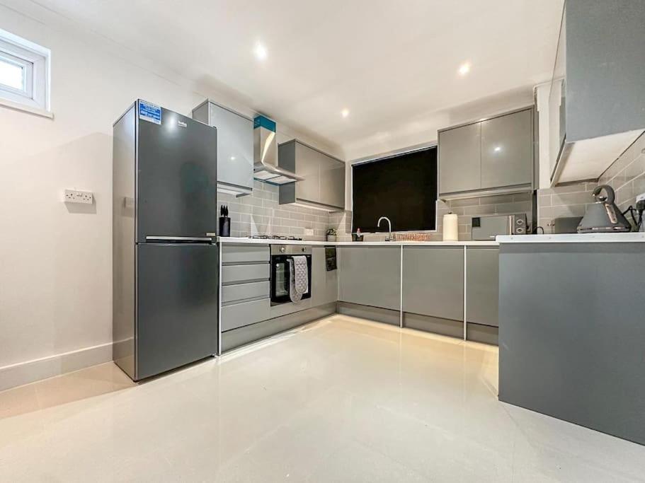 New Cosy Luxury 3 Bedroom House In Battersea Лондон Екстер'єр фото