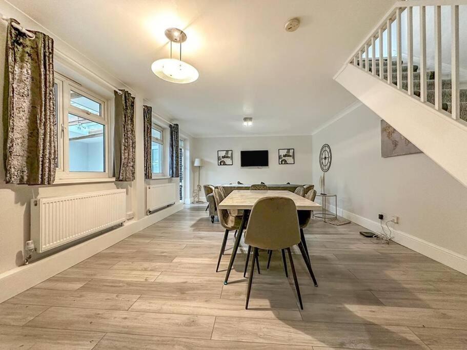 New Cosy Luxury 3 Bedroom House In Battersea Лондон Екстер'єр фото